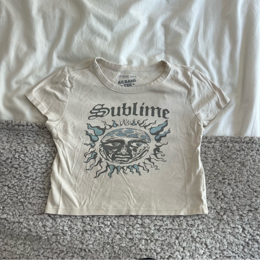 American Eagle Outfitters Baby Tee